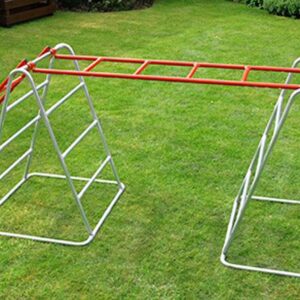 nur010.jpg Climbing frame